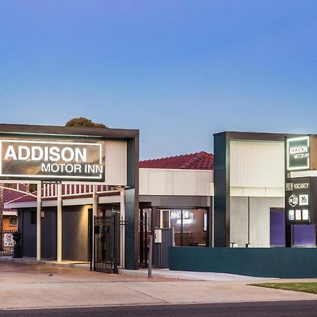 שפרטון Addison Motor Inn מראה חיצוני תמונה