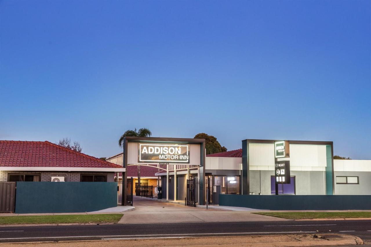 שפרטון Addison Motor Inn מראה חיצוני תמונה