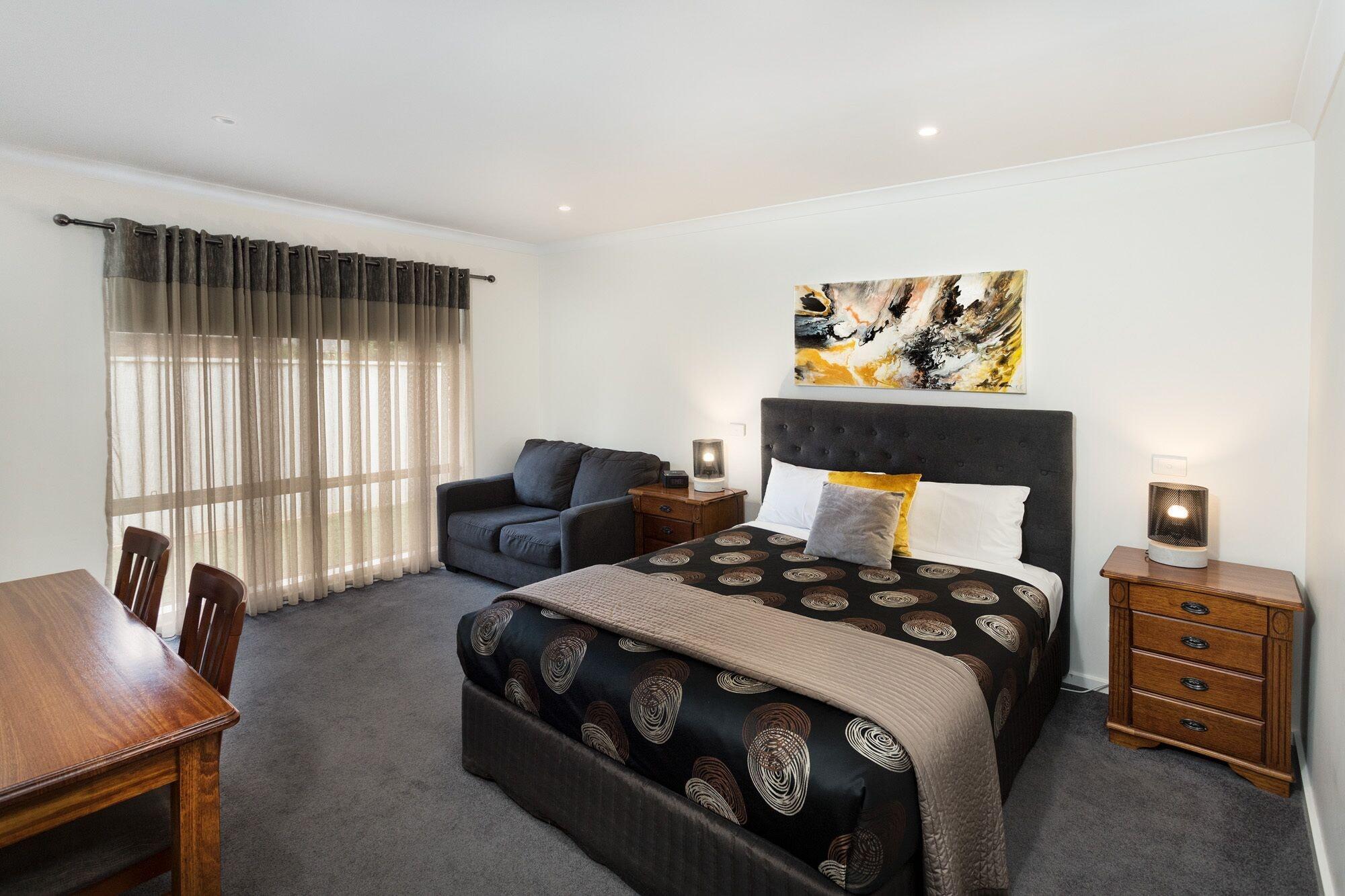 שפרטון Addison Motor Inn מראה חיצוני תמונה