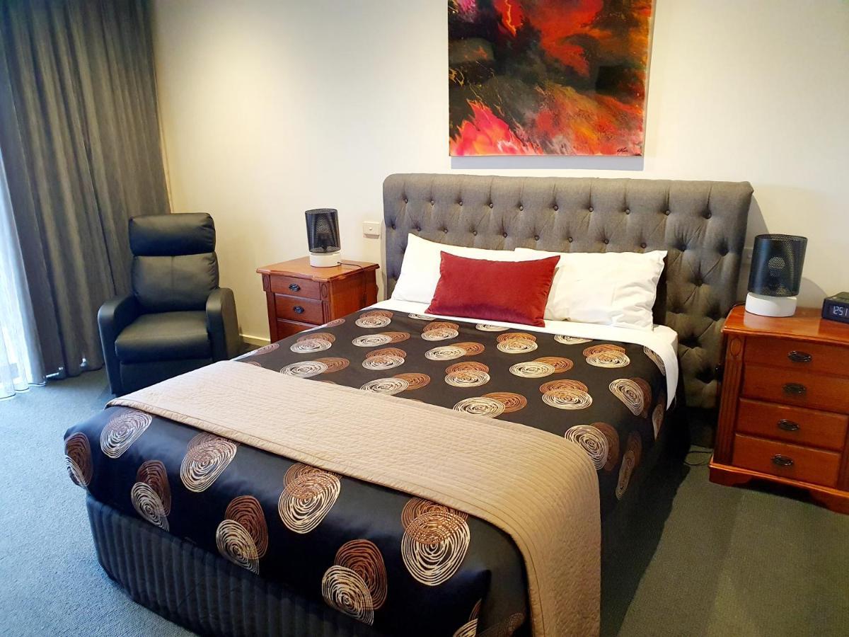 שפרטון Addison Motor Inn מראה חיצוני תמונה