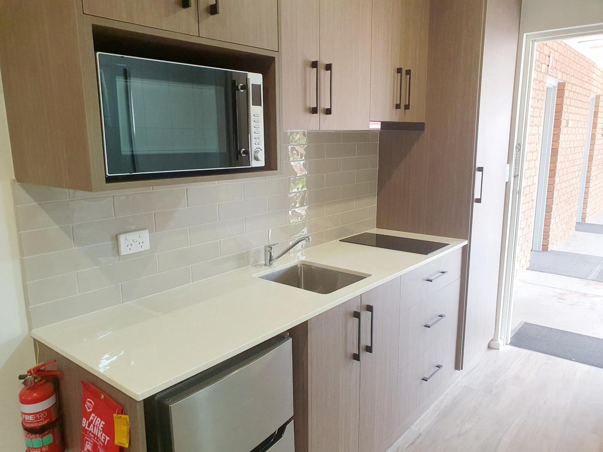 שפרטון Addison Motor Inn חדר תמונה